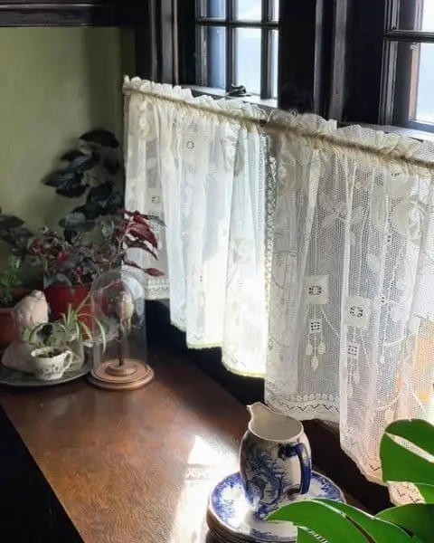 lace window treatment