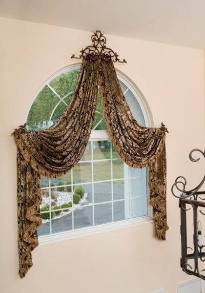 mydecoratingtips.com arched window decor idea