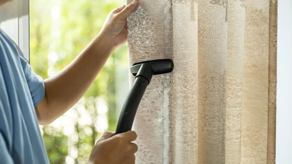cleaning curtain