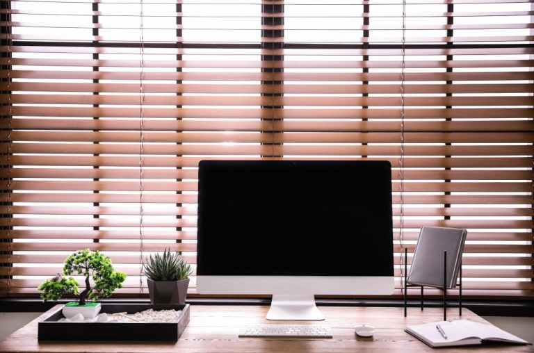 Should Your Desk Face a Window? Pros, Cons & Expert Tips for Productivity