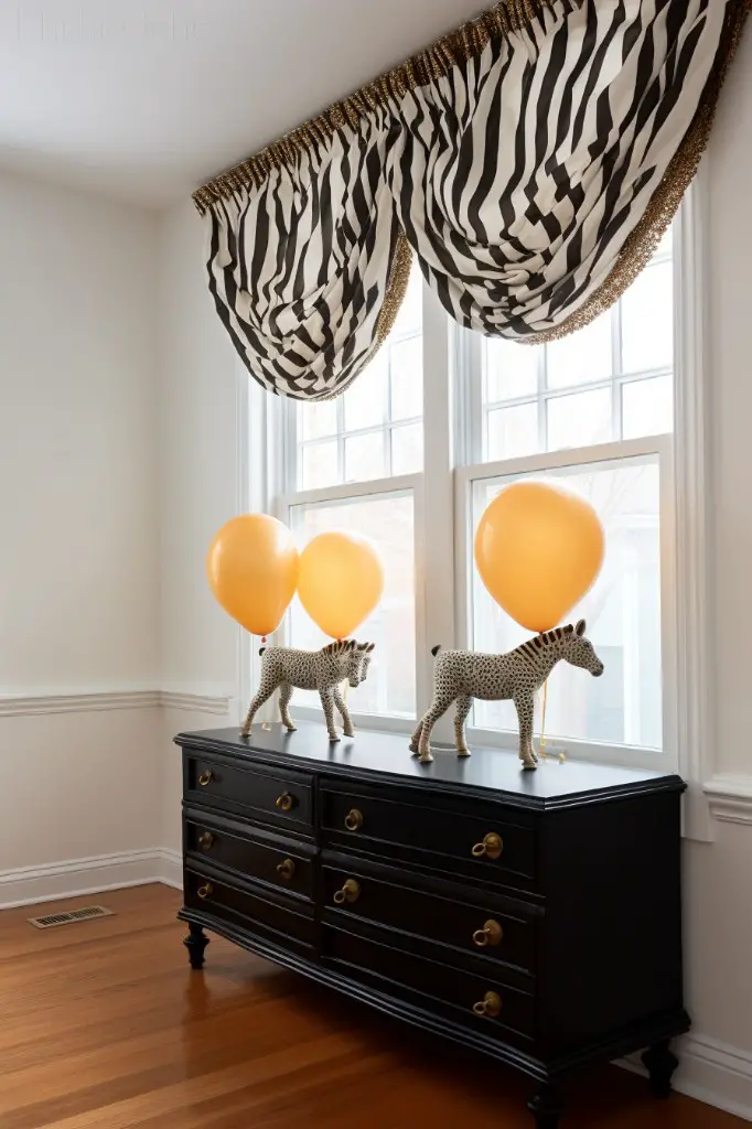 animal print balloon valance